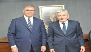 Başkan Tugay'dan Ankara'da Sendikaya Ziyaret