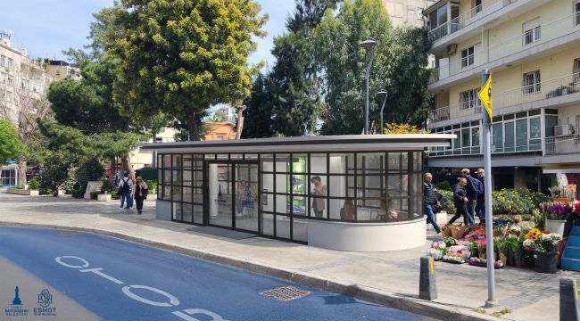 İzmir'in nostaljik durakları modern tasarımıyla geri dönüyor
