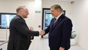  Kanada ve İzmir arasında kültürel ilişkiler gelişecek