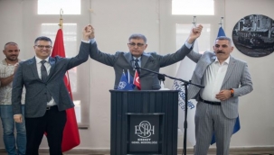 "Biz Bir Aileyiz"