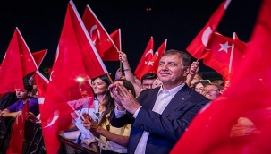 94. İEF'de 30 Ağustos'a yakışan gece