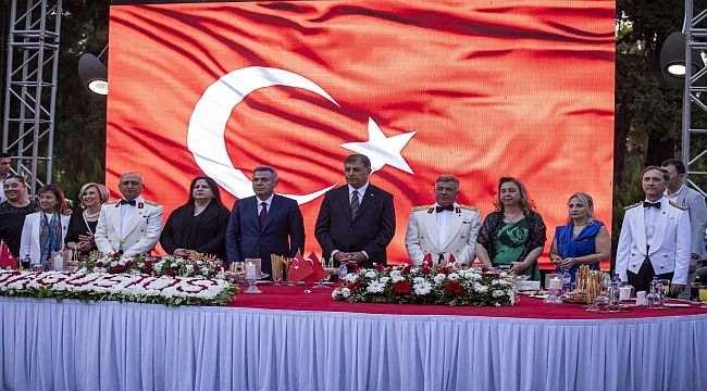 Başkan Tugay 30 Ağustos resepsiyonuna katıldı
