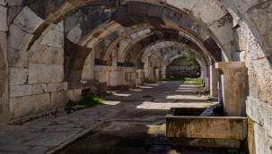 Büyükşehir'den Smyrna Antik Kenti'ne "tarihi destek"