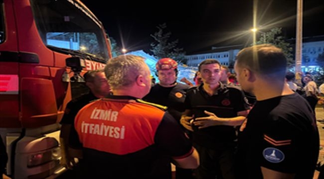 İzmir İtfaiyesi Balıkesir'de görev başında