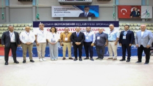 Spor Kulübü'nde bayrak değişimi