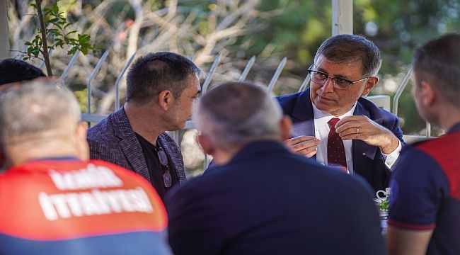 Başkan Tugay, İtfaiye Haftası'nda İtfaiye Personeli ile Buluştu
