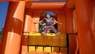 Çocuklar fuarda çok mutlu