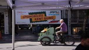 İzmir'de yayalar Otomobilsiz Kent Günü'nün keyfini sürdü