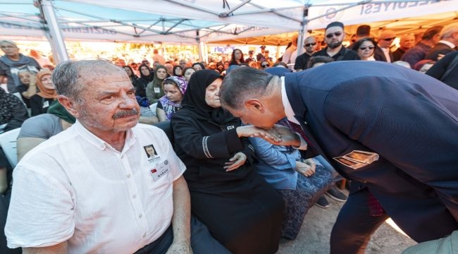 İzmir'in şehitlerine veda