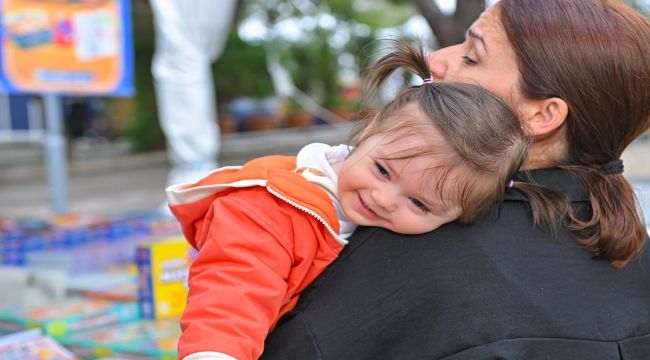 İZKİTAP'ta edebiyat şöleni sürüyor