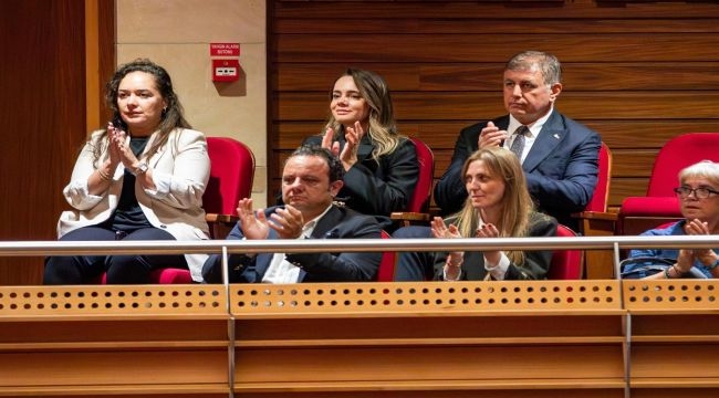 İzmir Oda Orkestrası'ndan Cumhuriyet Bayramı'na özel muhteşem konser