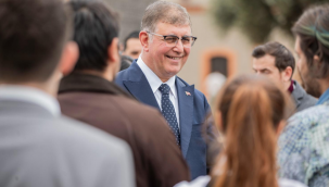 "İzmir Seninle" gönüllü mentörlerini arıyor