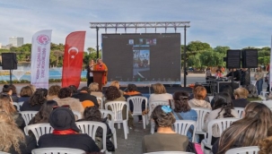 İzmir'den dünyaya, dünyadan İzmir'e: Buradayım, iyiyim