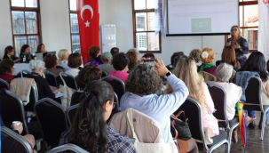 İzmir, kadınların katılımıyla güçleniyor 