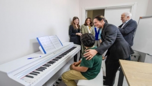 İzmirli başkanların eşleri Bayraklı'da buluştu