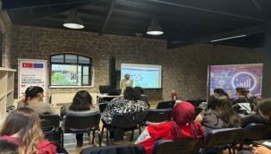 Kadınlar dijitalde artık daha güçlü