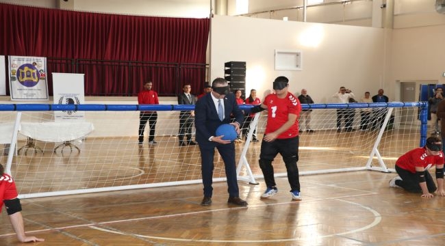 3 Aralık Dünya Engelliler Günü'nde Çiğli'de Golbol Turnuvası