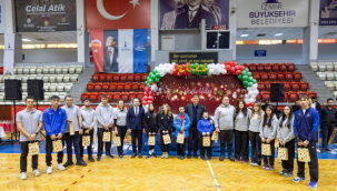 "Bize mutluluk gözyaşları döktürün"