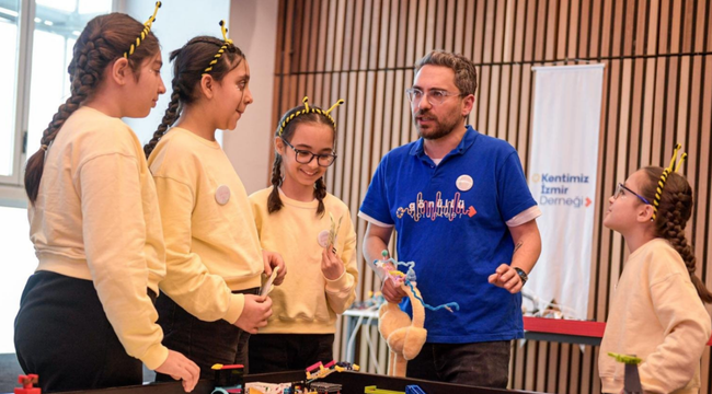 Geleceğin mühendis kızları, yaratıcılığı teknolojiyle buluşturdu