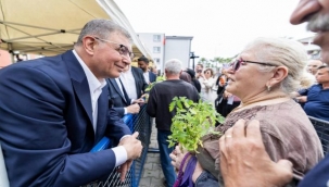 İzmir Büyükşehir Belediyesi üreticiye desteğini sürdürdü