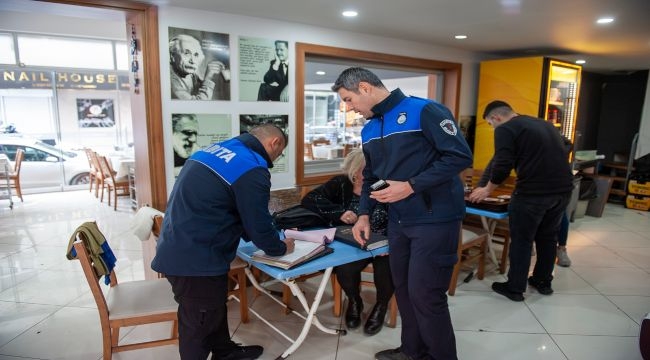 Karşıyaka Zabıtası'ndan işgal denetimi