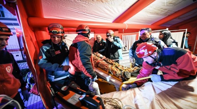 Menemen İZBAN İstasyonu'nda deprem ve kaza tatbikatı