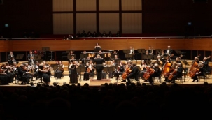 İzmir Devlet Senfoni Orkestrası iki büyük yeteneği buluşturdu