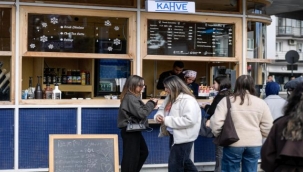 İzmirli Kahve'den bir milyon bardaklık rekor