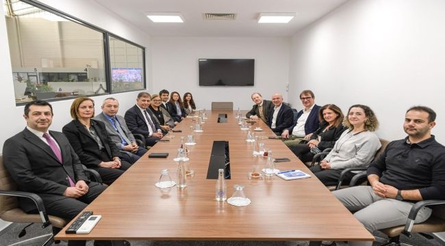 Başkan Dr. Cemil Tugay'a Floransa heyetinden ziyaret
