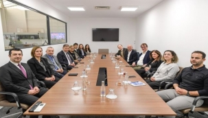 Başkan Dr. Cemil Tugay'a Floransa heyetinden ziyaret