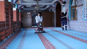 Bayraklı Ramazan'a Hazır