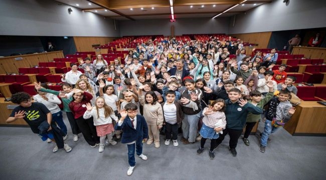 İzmir çocuğu merkeze koydu, Türkiye'ye örnek oldu