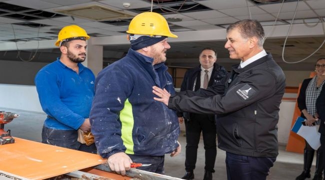 "İzmir'in en güzel kütüphanesi olacak"