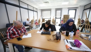 Karşıyaka'nın 3. Yaş Üniversitesi'nde 2. dönem başladı