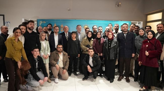 AK Parti Karabağlar'dan Vefa İftarı