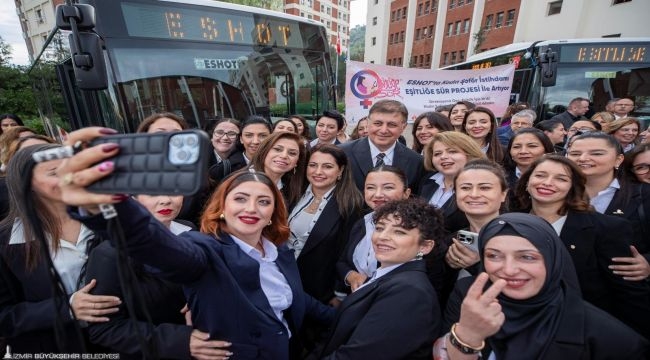 İzmir'in kadınlarıyla tam yol ileri