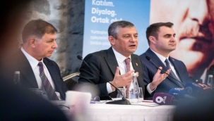 İzmir'de CHP ve Roman yurttaşlar aynı masada