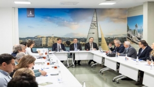 İzmir'in 8 Bin 500 yıllık hazinesi masaya yatırıldı