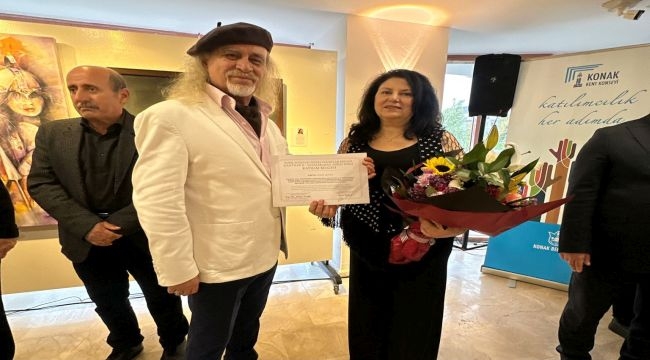 İzmir'de Sanatın ve Vefanın Buluşması: "Esintiler II" Sergisi Görkemli Bir Törenle Açıldı