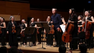 İzmir Oda Orkestrası'ndan unutulmaz gece