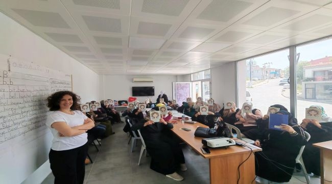 Kadın sağlığı seminerleri İzmir genelinde yaygınlaşıyor