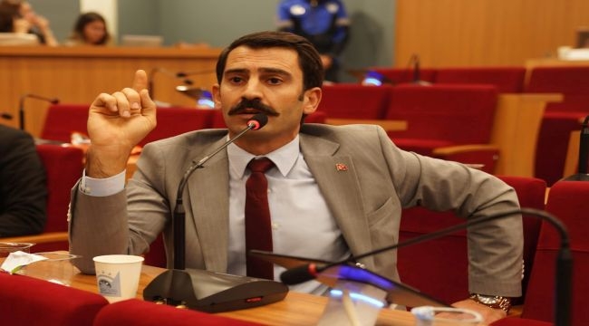 AK Partili Meclis Üyesi Kişili'den İzmir'in sorunlarına söz verilmemesine tepki!