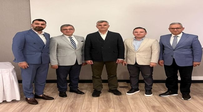 İzmir Ekonomi Kulübü'nde Türkiye'nin NATO üyeliği, milli güvenliği ve jeopolitik geleceği masaya yatırıldı