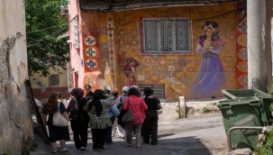 Tarık Dursun K.'nin izinde İzmir turu